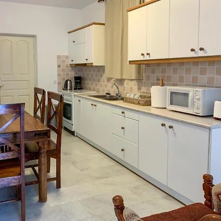 Naxos Town Ground Floor 10 Min From Port Appartement Naxos City